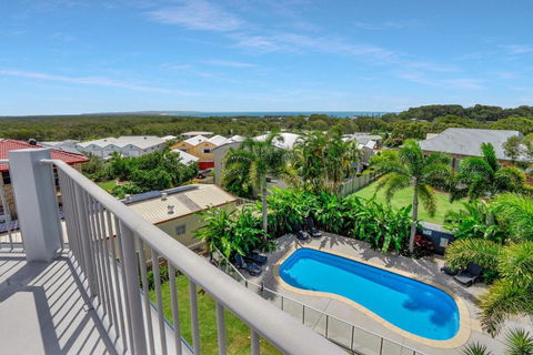 Rainbow Towers 2 Rainbow Beach - Sunshine Coast Tourism 3