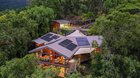 Rainforest Treehouse Sanctuary - With Ocean Views - Sunshine Coast Tourism 0