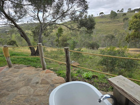 Rainshadow Retreat - Holiday Sunshine Coast 3