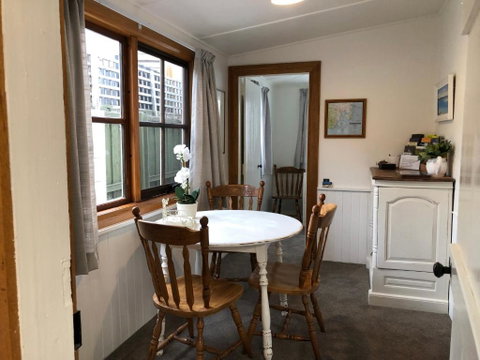 Recreation Cottage - Sunshine Coast Tourism 2