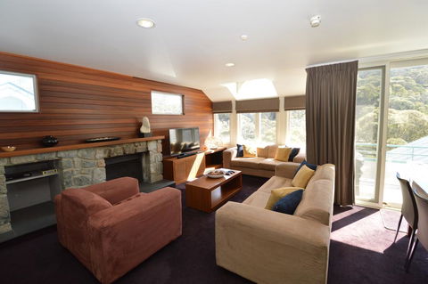 Aspect 2A - Holiday Sunshine Coast 2