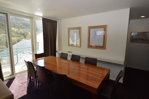 Aspect 2A - Holiday Sunshine Coast 3