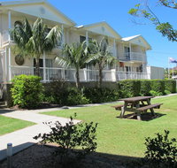 Aston Hill Motor Lodge - Sunshine Coast Tourism