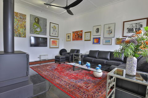 Aston On Church - Luxury Accommodation - Holiday Sunshine Coast 1