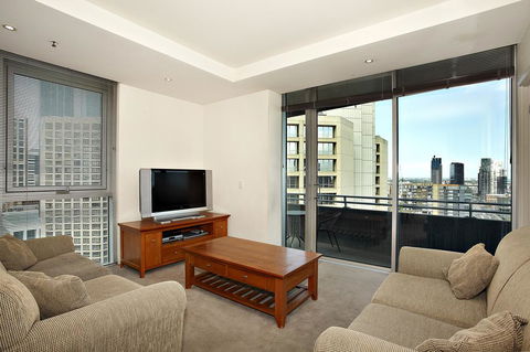 Astra Apartments Melbourne - Holiday Sunshine Coast 2
