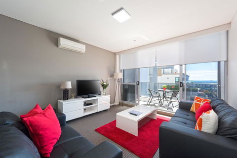 Astra Apartments North Sydney - Holiday Sunshine Coast 0