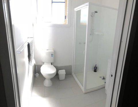 At HOME On HOLMES - Holiday Sunshine Coast 2