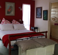 At the Gallery - Sunshine Coast Tourism