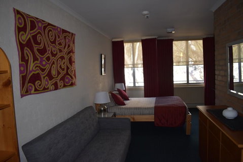 Attunga Alpine Lodge & Apartments - Sunshine Coast Tourism 1