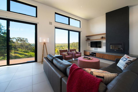 Aura House - Holiday Sunshine Coast 3