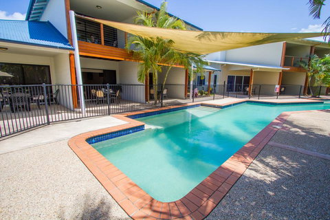 Auski Hideaway - Holiday Sunshine Coast 1