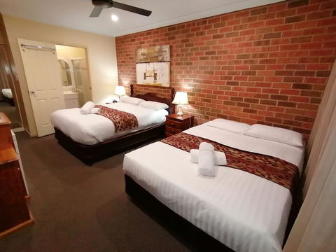 Aussie Rest Motel - Sunshine Coast Tourism 1