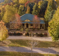 Autumn Beauty - Cottage 4 - Sunshine Coast Tourism