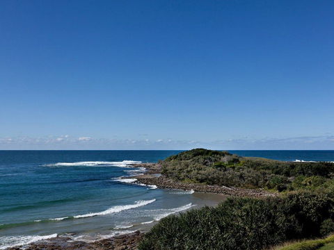 Avalon 2- Uninterrupted Views- Almost On The Beach! - Sunshine Coast Tourism 1