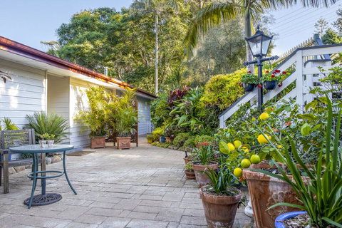 Avocado Sunset Bed & Breakfast - Sunshine Coast Tourism 3