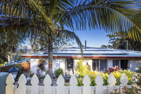 Avocado Sunset Bed & Breakfast - Sunshine Coast Tourism 2