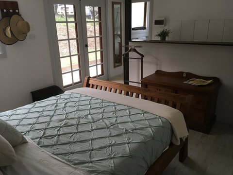 Awesome Barn Gold Coast Hinterland - Sunshine Coast Tourism 1