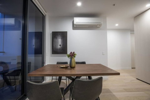  Green-hoodStunning 2 Bedrooms Apt@parkville - Sunshine Coast Tourism 2