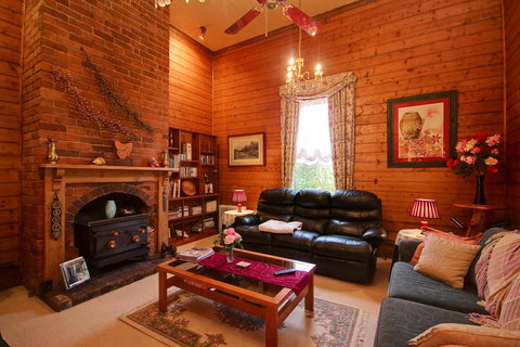 B & B At Winterbrook - Sunshine Coast Tourism 3