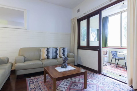 B2 Broadway Abode Close To Swan River, UWA & Hospitals - Sunshine Coast Tourism 2