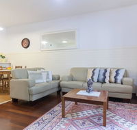 B2 Broadway Abode close to Swan River UWA  Hospitals - Holiday Sunshine Coast