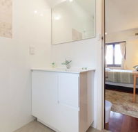 B8 Cafes Resturants UWA close to SCGH - Holiday Sunshine Coast