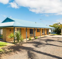 Back Beach Retreat - Holiday Sunshine Coast