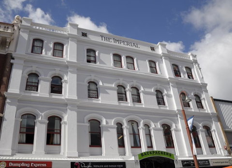 Backpackers Imperial Hotel - Sunshine Coast Tourism 0