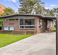 BADENOCH - Holiday Sunshine Coast