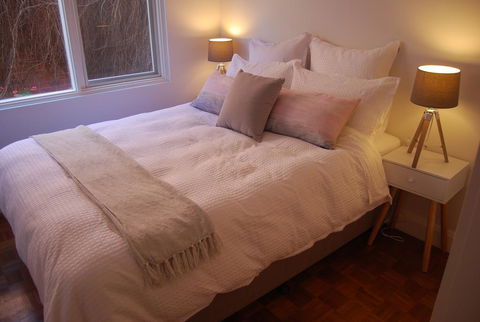 Balcony Retreat Apartment By Ready Set Host - Holiday Sunshine Coast 3