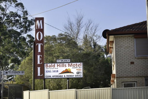 Bald Hills Motel - Sunshine Coast Tourism 2