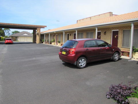 Ballina Hi-Craft Motel - Sunshine Coast Tourism 1