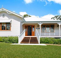 Ballogie Lodge - a quality timeless retreat - Sunshine Coast Tourism