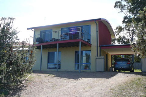 Banksia Waters - Sunshine Coast Tourism 1