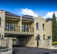 Banyan Place - Sunshine Coast Tourism