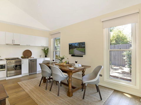 Banyula Annex - Stylish And Contemporary Retreat - Sunshine Coast Tourism 2