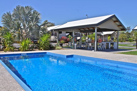 Barcaldine Country Motor Inn - Sunshine Coast Tourism 3
