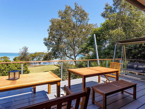 Barefoot Beach House - Sunshine Coast Tourism 0