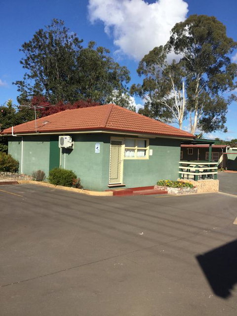 Bargo Motor Inn - Sunshine Coast Tourism 2