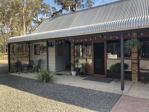 Bay And Bush Cottages Jervis Bay - Sunshine Coast Tourism 1