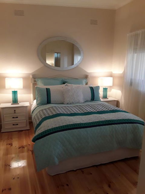 Bay Bell Cottage - Sunshine Coast Tourism 0