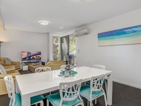 Bay Blu :: Jervis Bay Rentals - Sunshine Coast Tourism 1