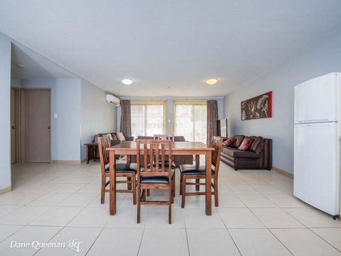 Bay Breeze 2 Bedroom Villa 24 - Sunshine Coast Tourism 1