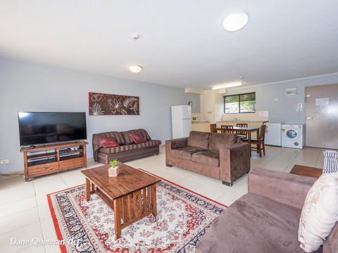 Bay Breeze 2 Bedroom Villa 24 - Sunshine Coast Tourism 3