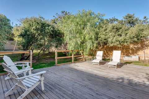 Bay Cottage - Sunshine Coast Tourism 2