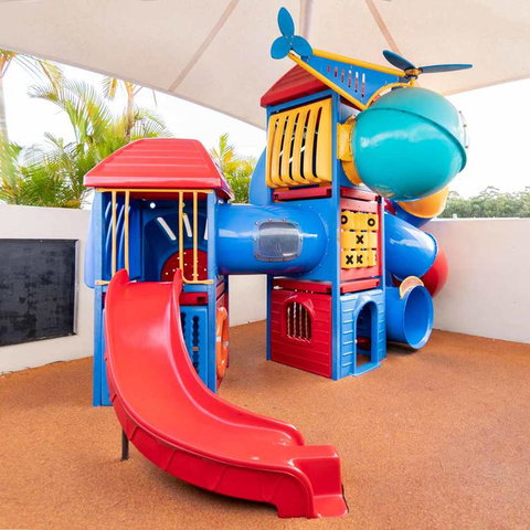 Bay Hotel Motel - Sunshine Coast Tourism 3