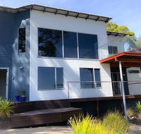 BAY OF FIRES BEACH SHACK ocean views from a modern Beachhouse - Holiday Sunshine Coast