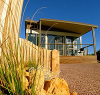 Bay Of Islands Apartments - Sunshine Coast Tourism