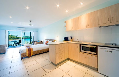 Baybliss Apartments Studio 2 - Sunshine Coast Tourism 3