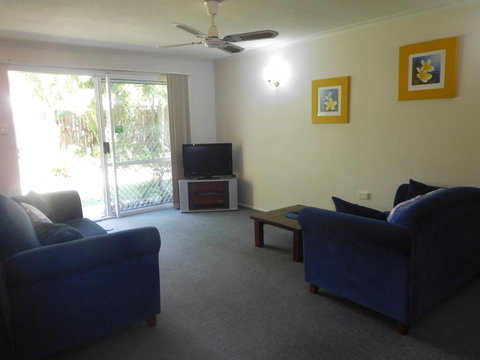 Bayshores Apartment Hervey Bay - Holiday Sunshine Coast 2